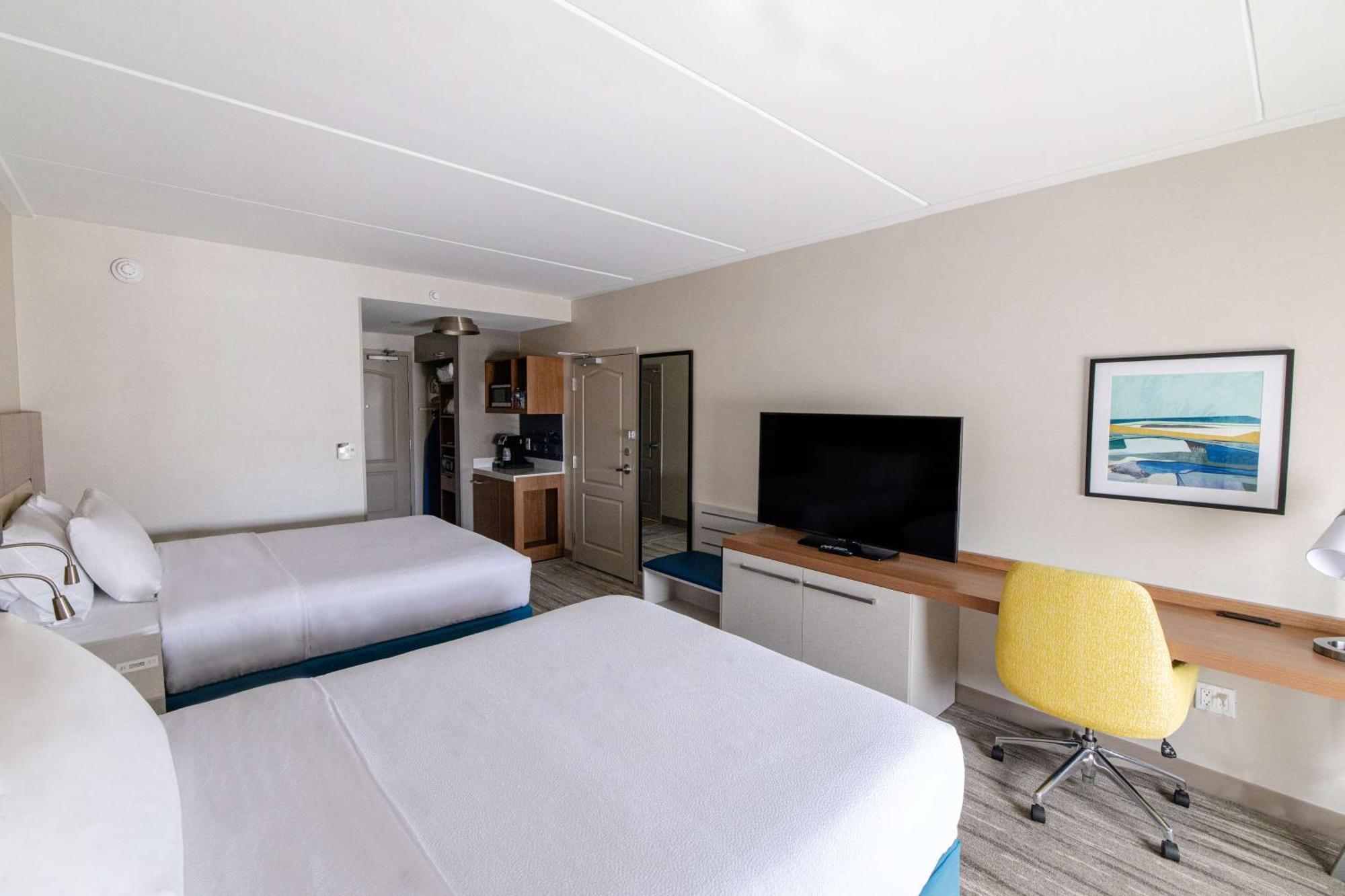 Hilton Garden Inn Lakewood Exterior foto